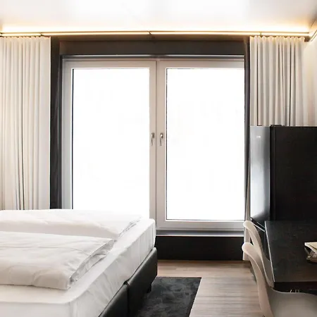 Hal By Wmm Hotel *